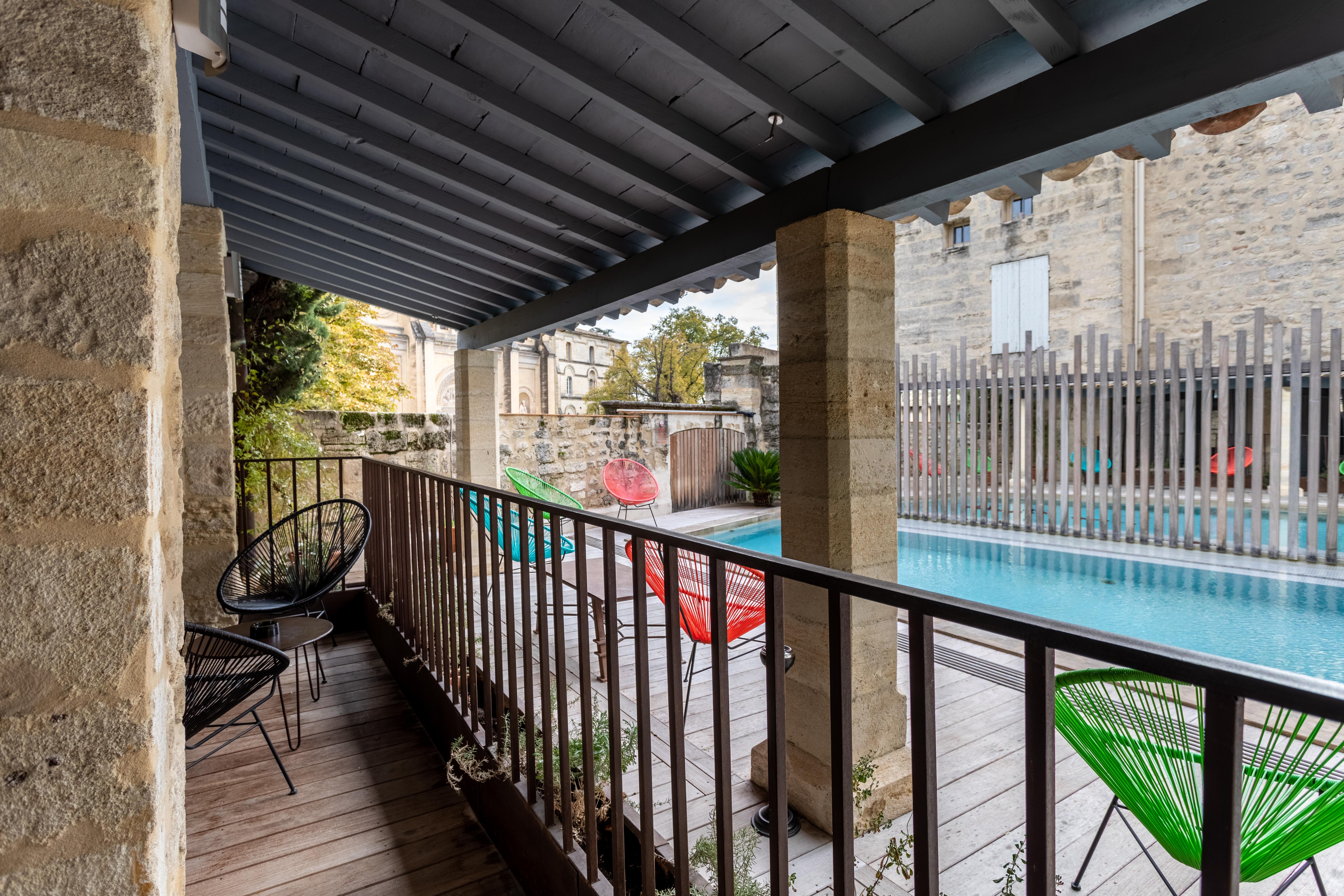 Boutique Hotel Entraigues Uzes Exterior photo