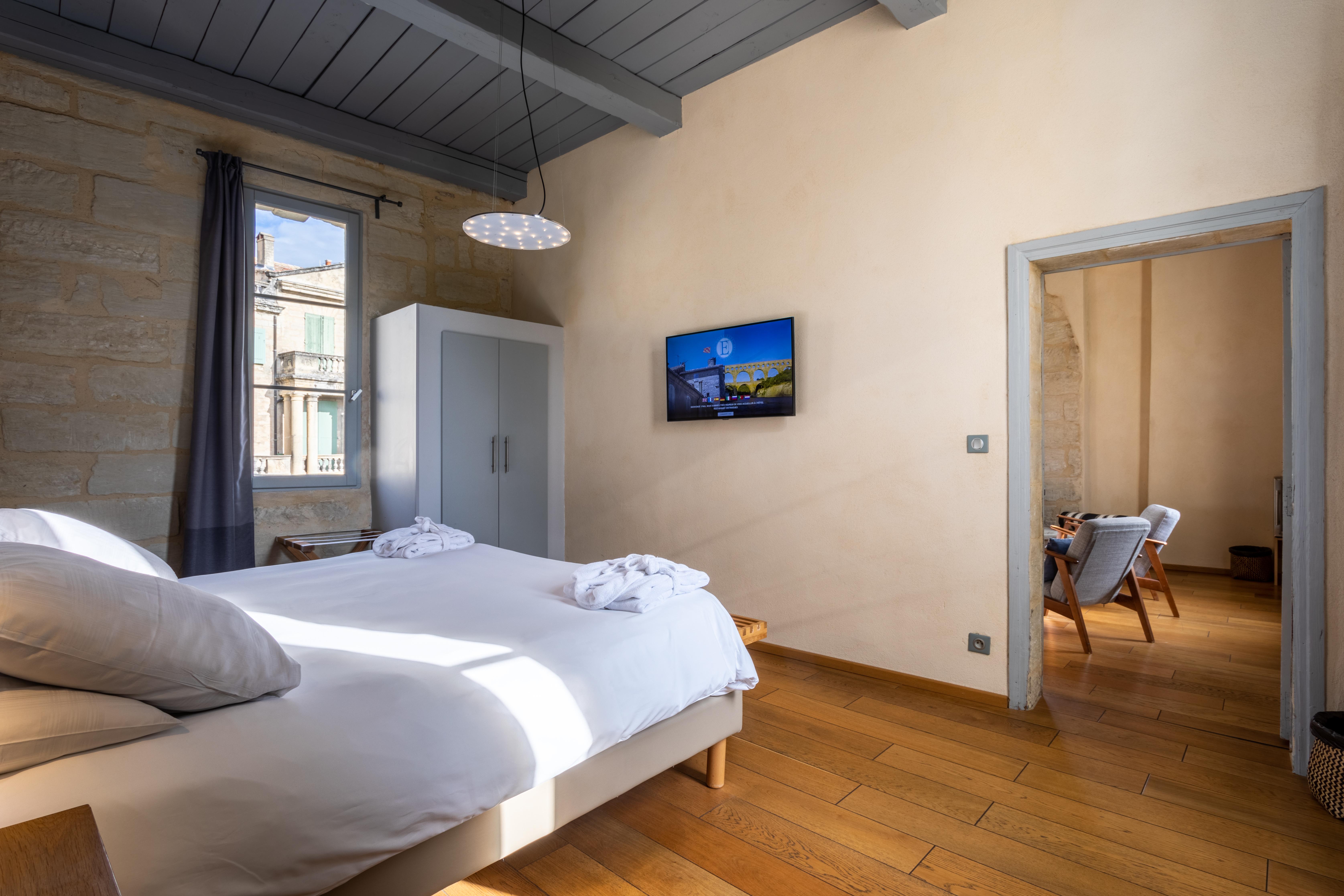 Boutique Hotel Entraigues Uzes Exterior photo