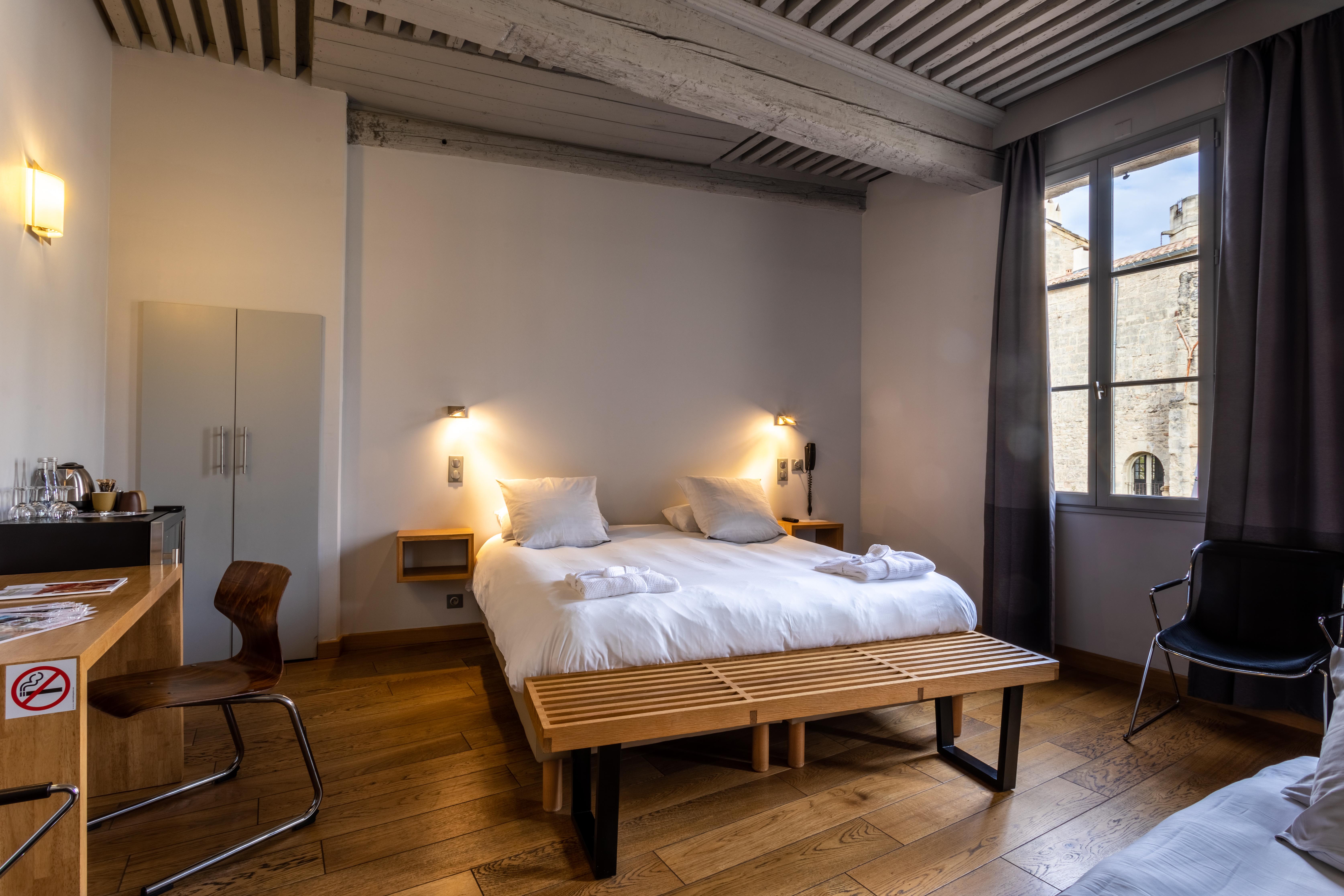 Boutique Hotel Entraigues Uzes Exterior photo