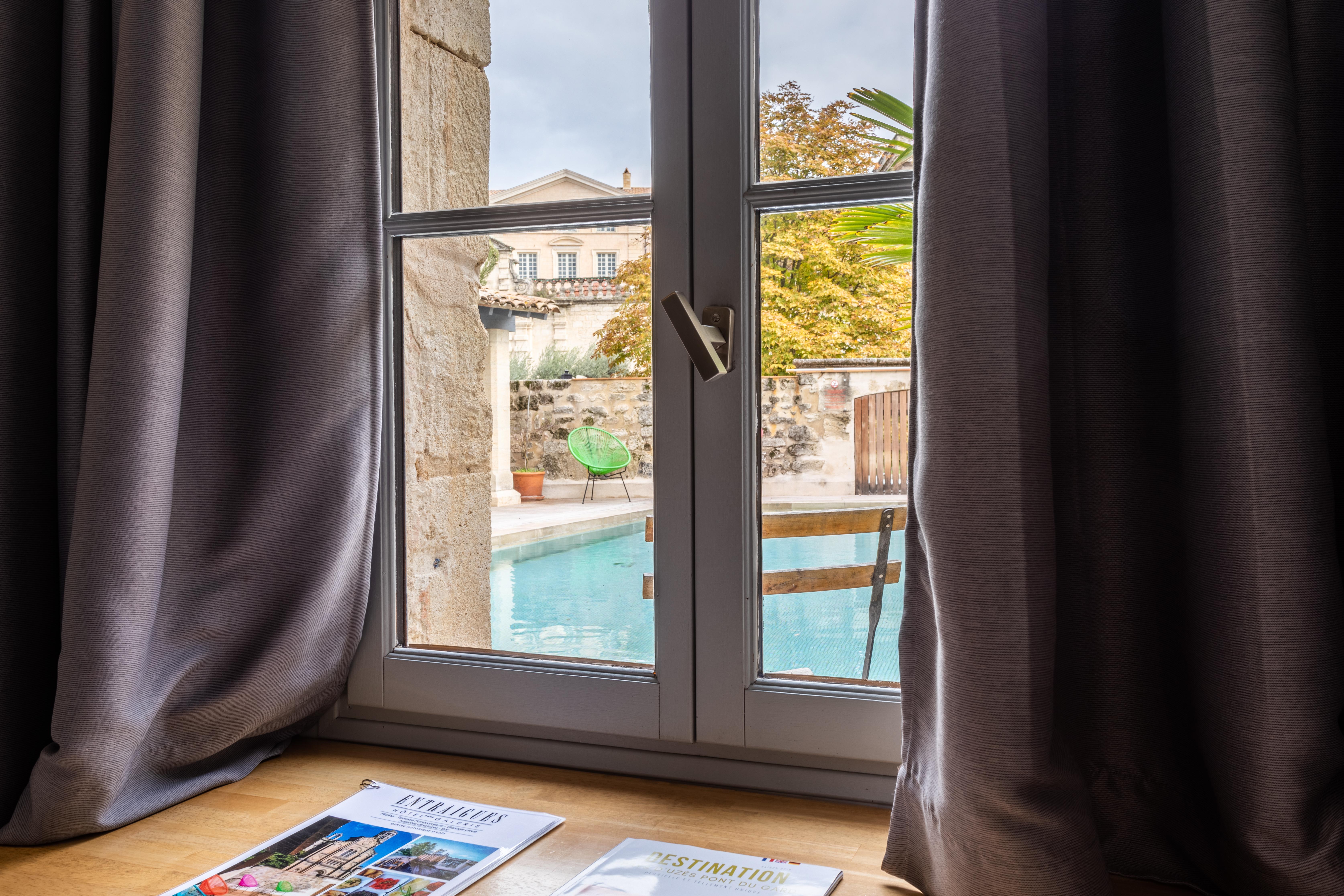 Boutique Hotel Entraigues Uzes Exterior photo