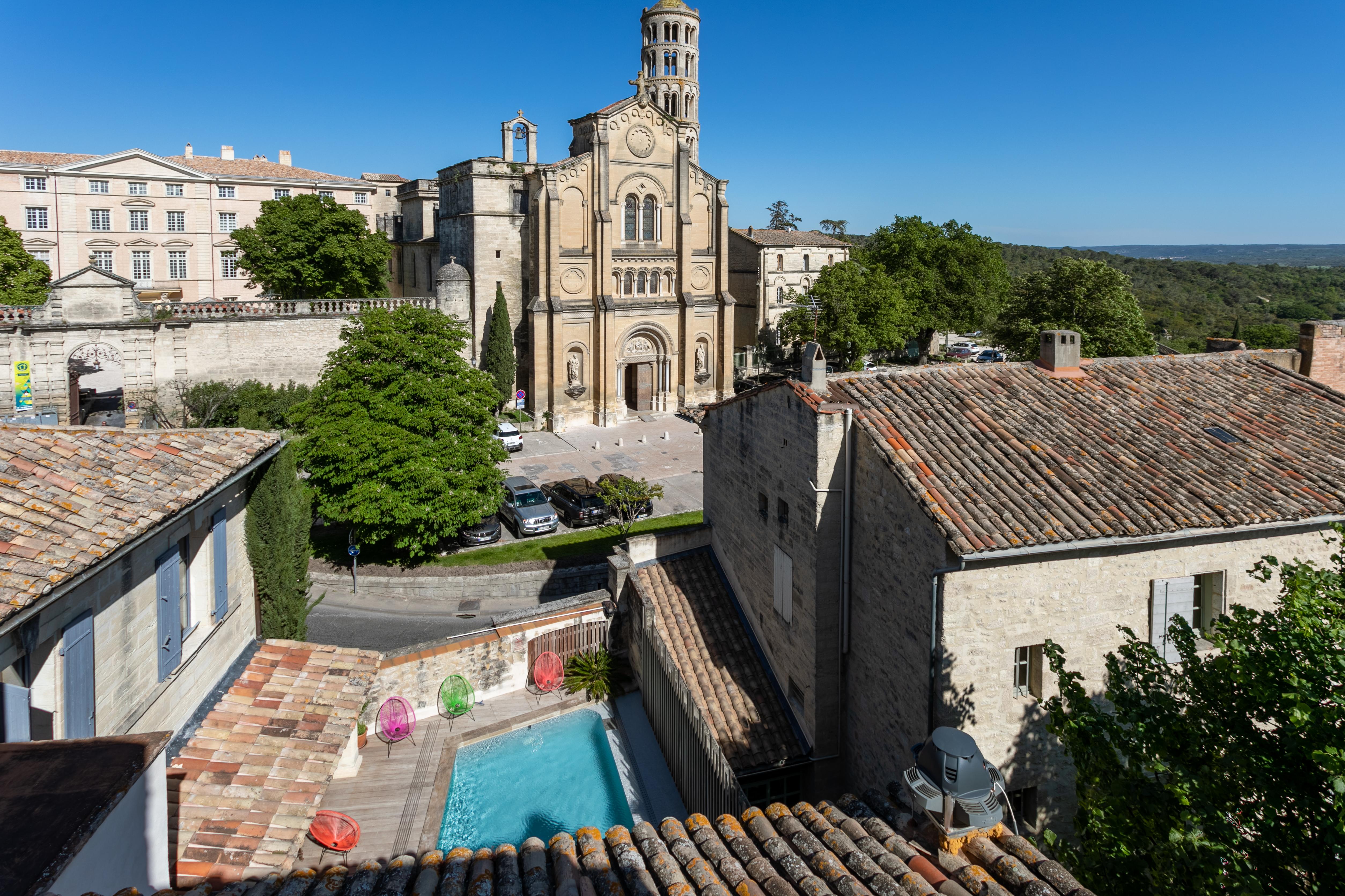 Boutique Hotel Entraigues Uzes Exterior photo